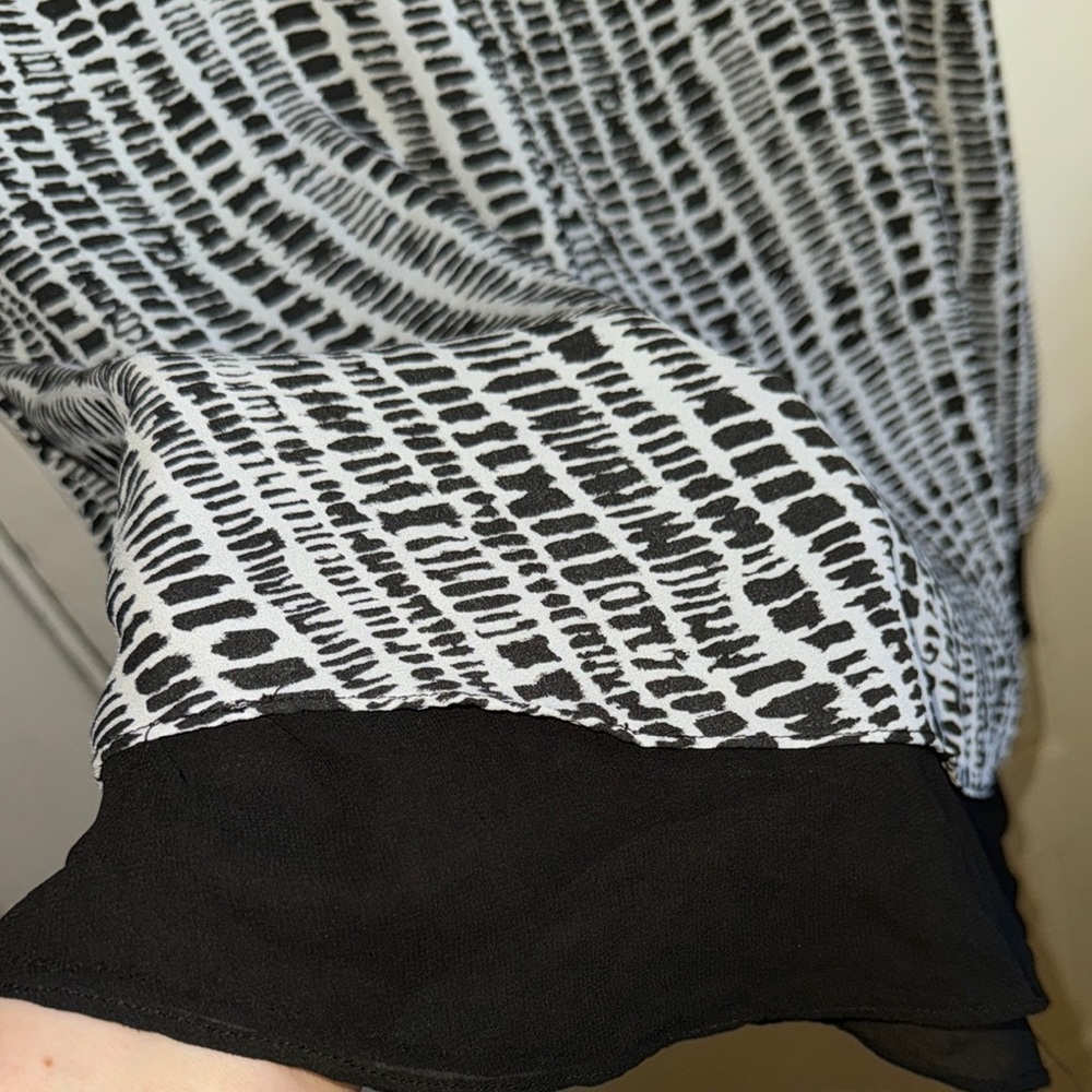 Violet & Claire Keyhole Lined Layered Tunic Blouse Size 3X - Picture 2 of 7